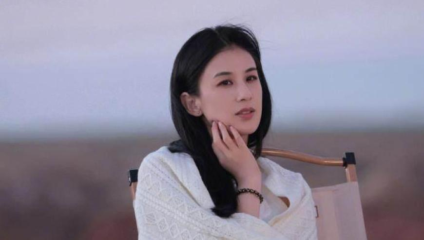关晓彤新片杀青后无缝进组年代剧,奥门六开奖号码2025年开奖结果,最新正品解答落实_终极版V9.37