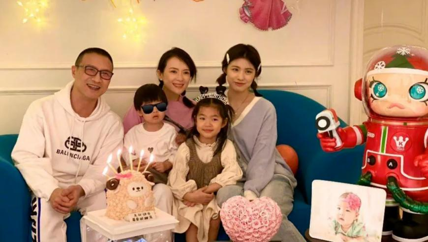 虞书欣林一双人舞练习室版来了,2025管家婆一码中一肖更新日期,重点解答解释落实_模拟版V8.17