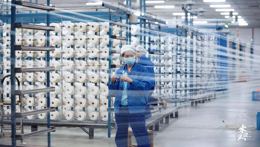 韩国央行下调基准利率,2025新奥门管家婆正板资免费一,创新典义解读_创新版V9.87